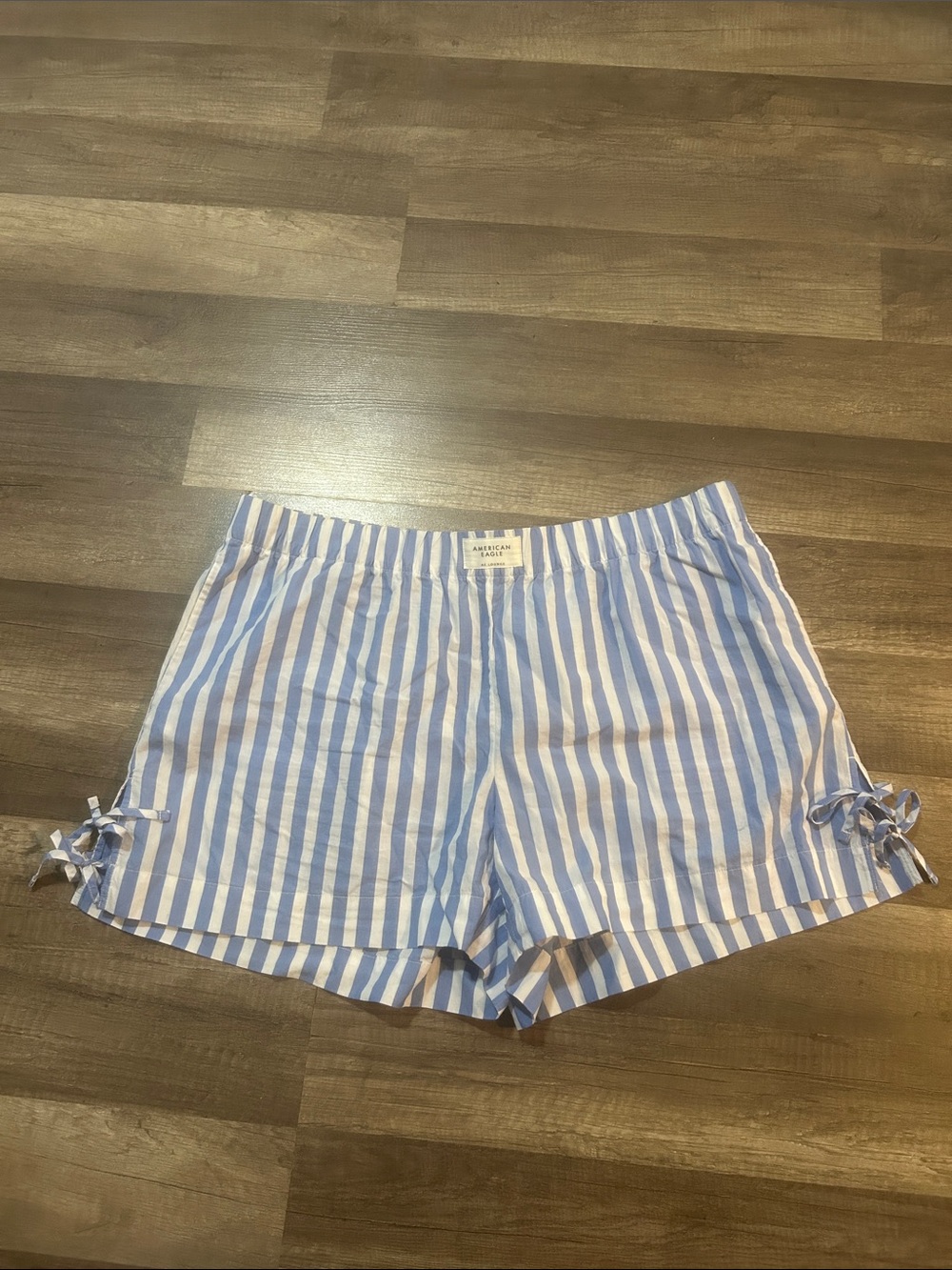 American Eagle Wormen’s Shorts AE Lounge Blue White Stripes 100% Cotton Large
